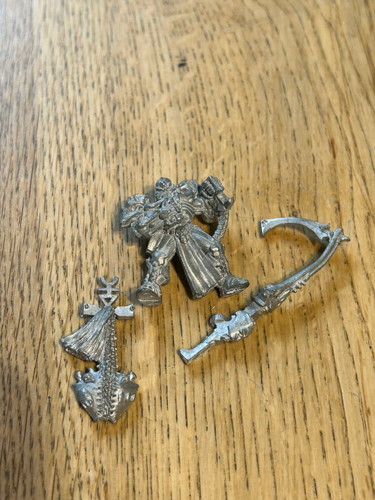 Warhammer 40k - Eldar - Classic Metal Pheonix Lord - Maugan Ra (has been stripped and is missing his tab)