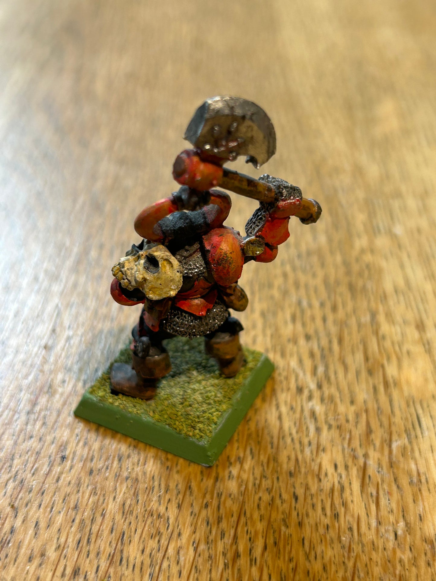 Warhammer fantasy 4th edition chaos warrior with axe
