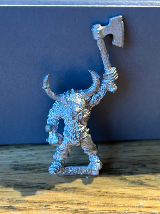 Bull Headed Beastman of Khorne Khorngor w Axe 0220 Metal Citadel Realms of Chaos warhammer fantasy