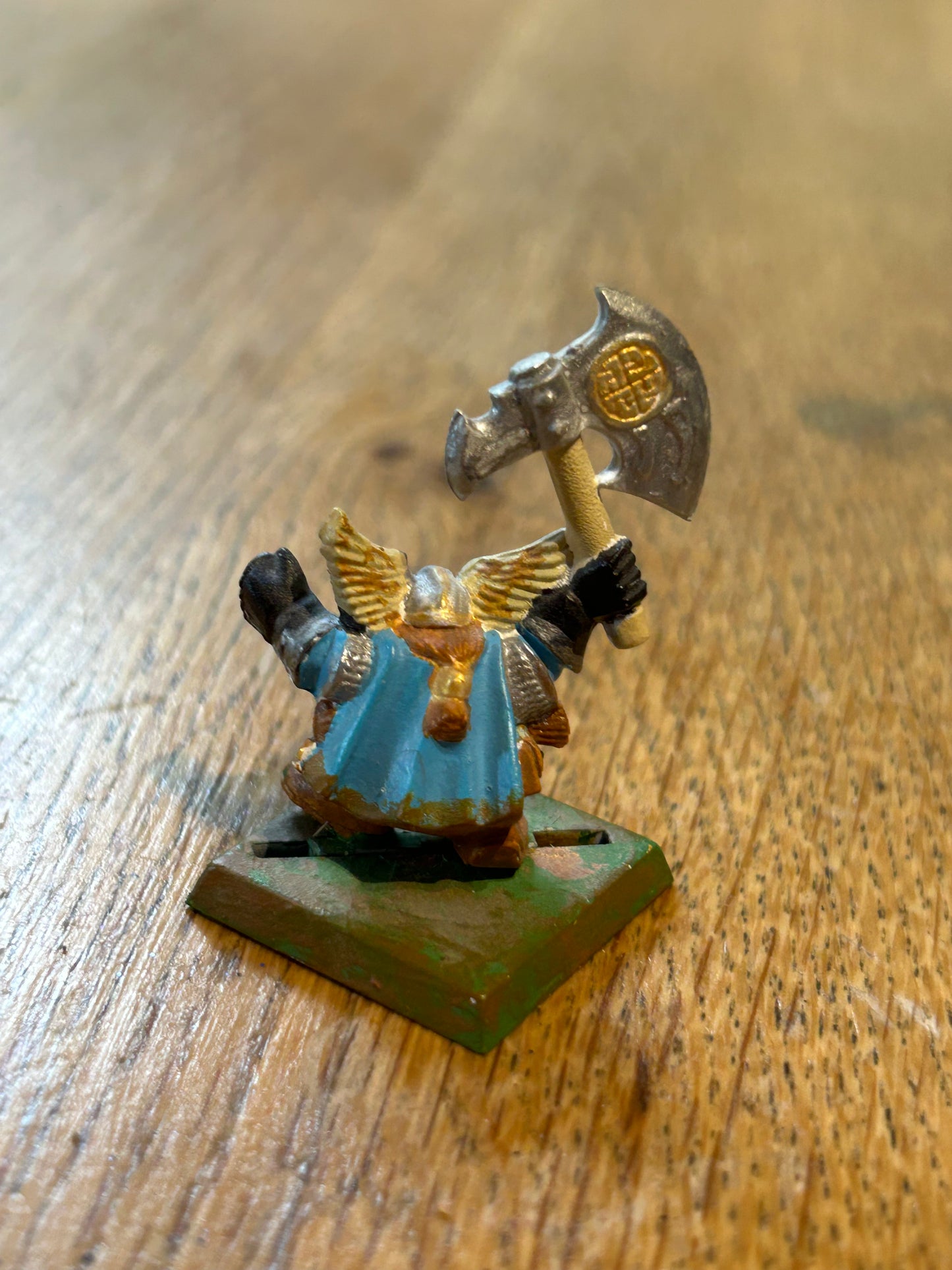 Warhammer quest Dwarf Warrior Miniature