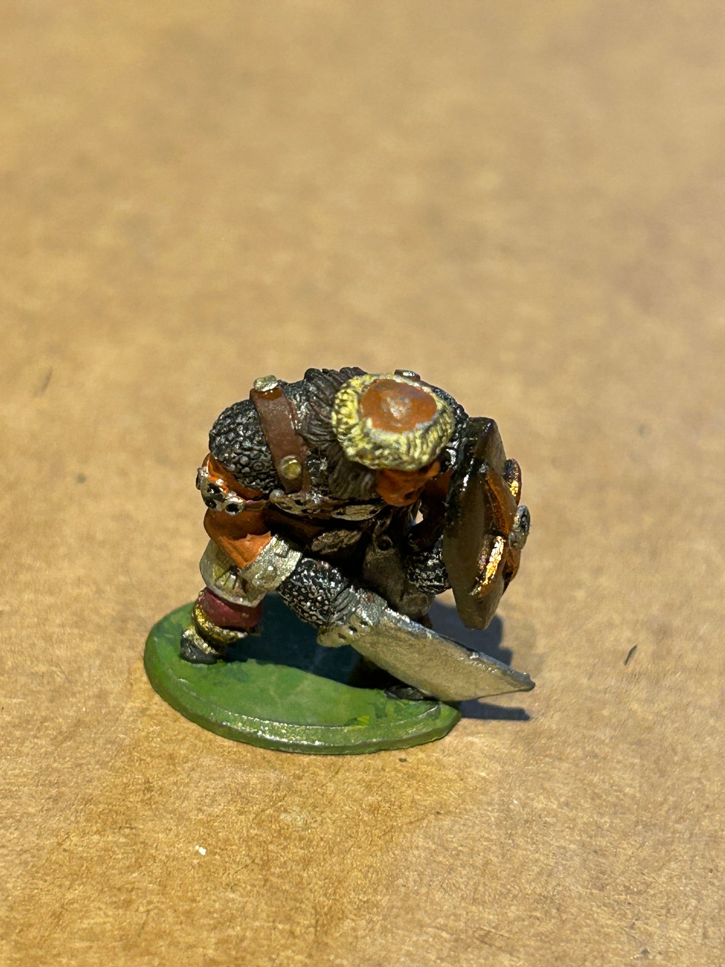 Citadel - Chronicle -  Pre Slotta - Warhammer fantasy - CM09 - Hobgoblin with sword and shield