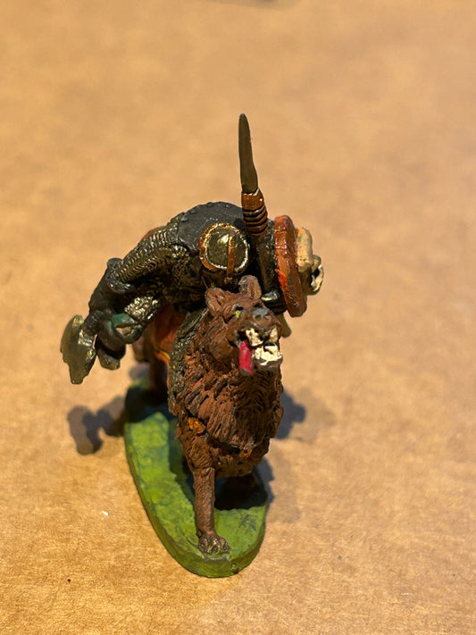 ORC WOLF & RIDER -- M15 CHRONICLE - 1986 - CITADEL WARHAMMER fantasy