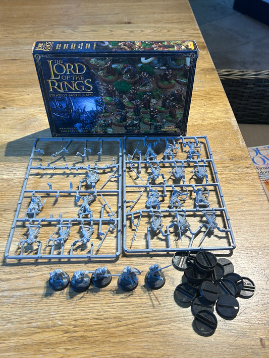 Haradrim Warriors box (18 on Sprue and five assembled so missing one) box has a little wear MESBG