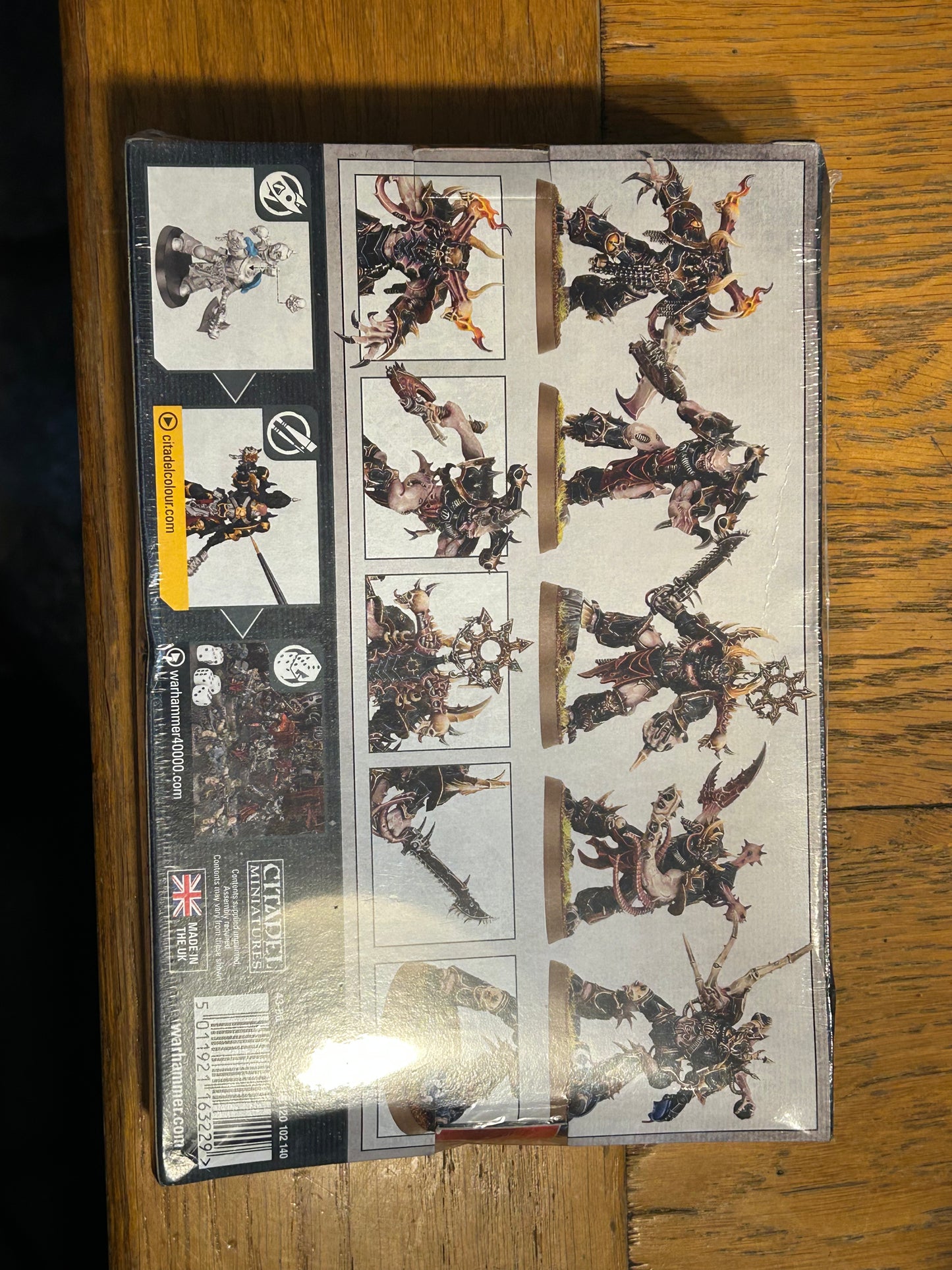 Chaos Space Marines Possessed - Squad of 5 - Brand New in Box
 sealed box