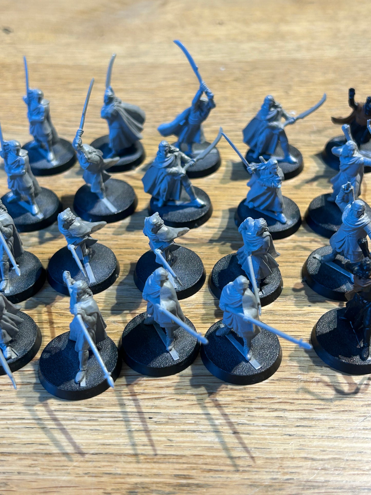 LOTHLÓRIEN™ Wood Elf Warriors MESBG X 23 (missing one from the set)