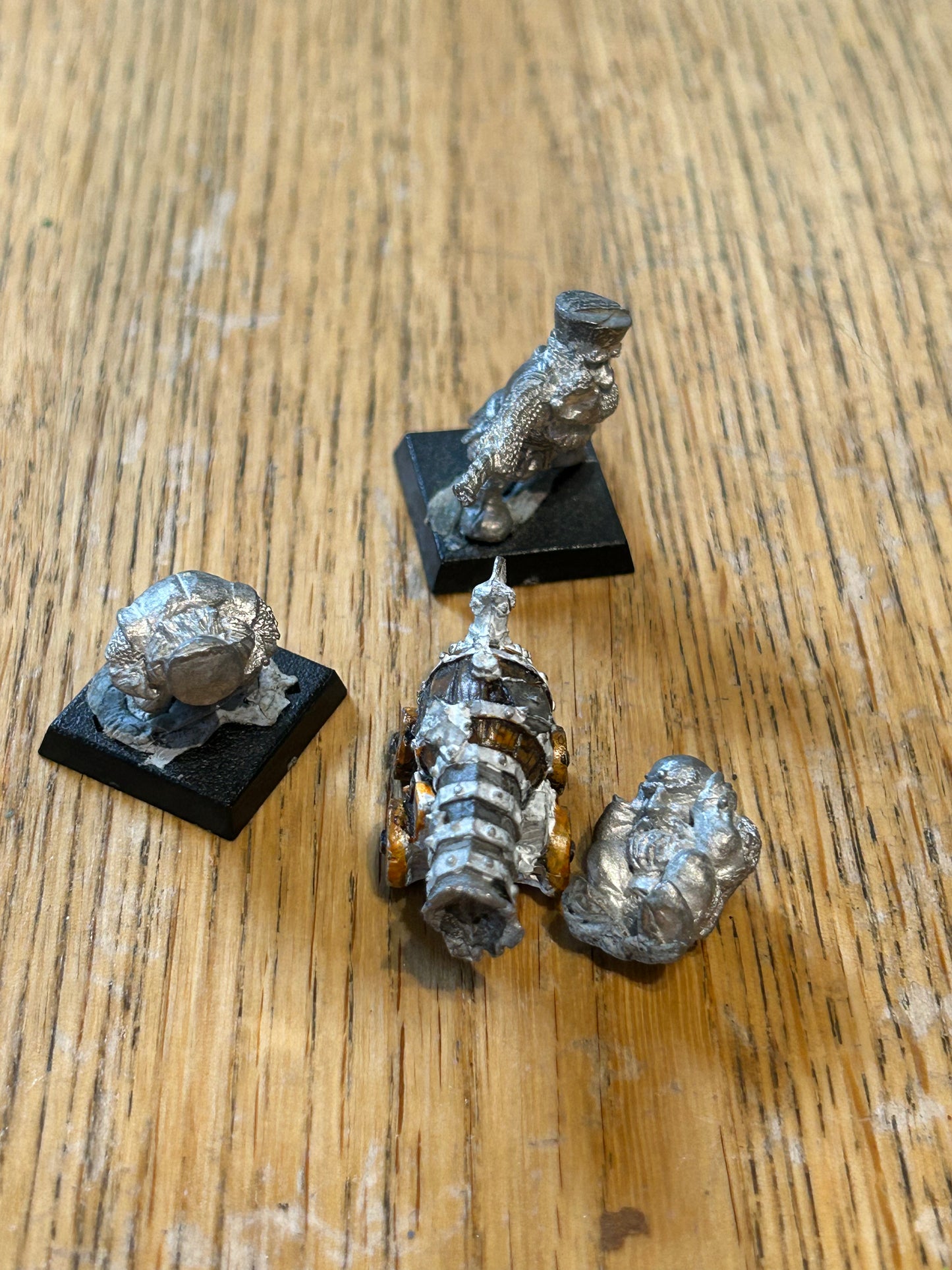 C22 Dwarf Flame Cannon Citadel Games Workshop
