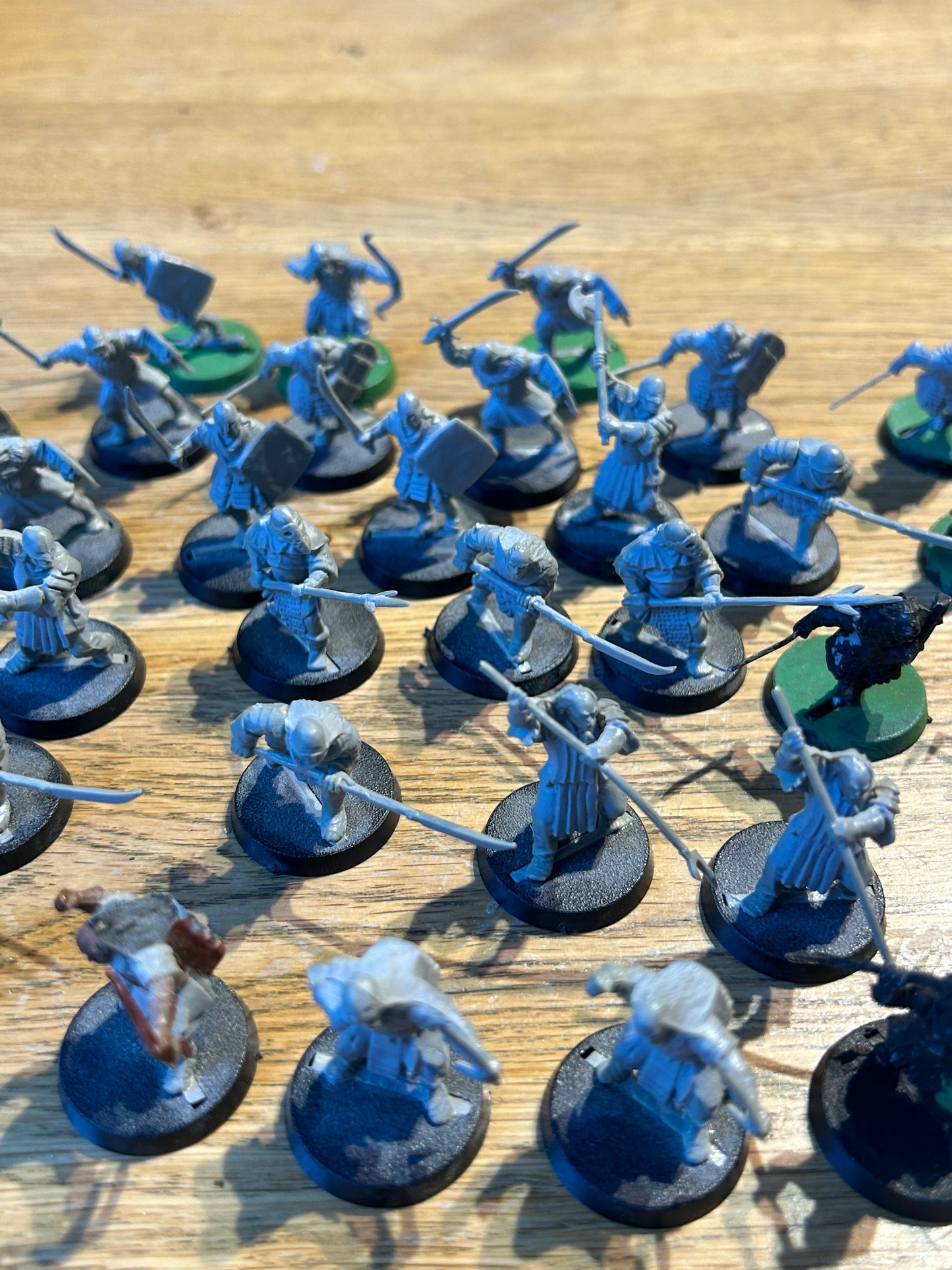 Mordor Orcs x36 (1 is missing spear base)
MESBG