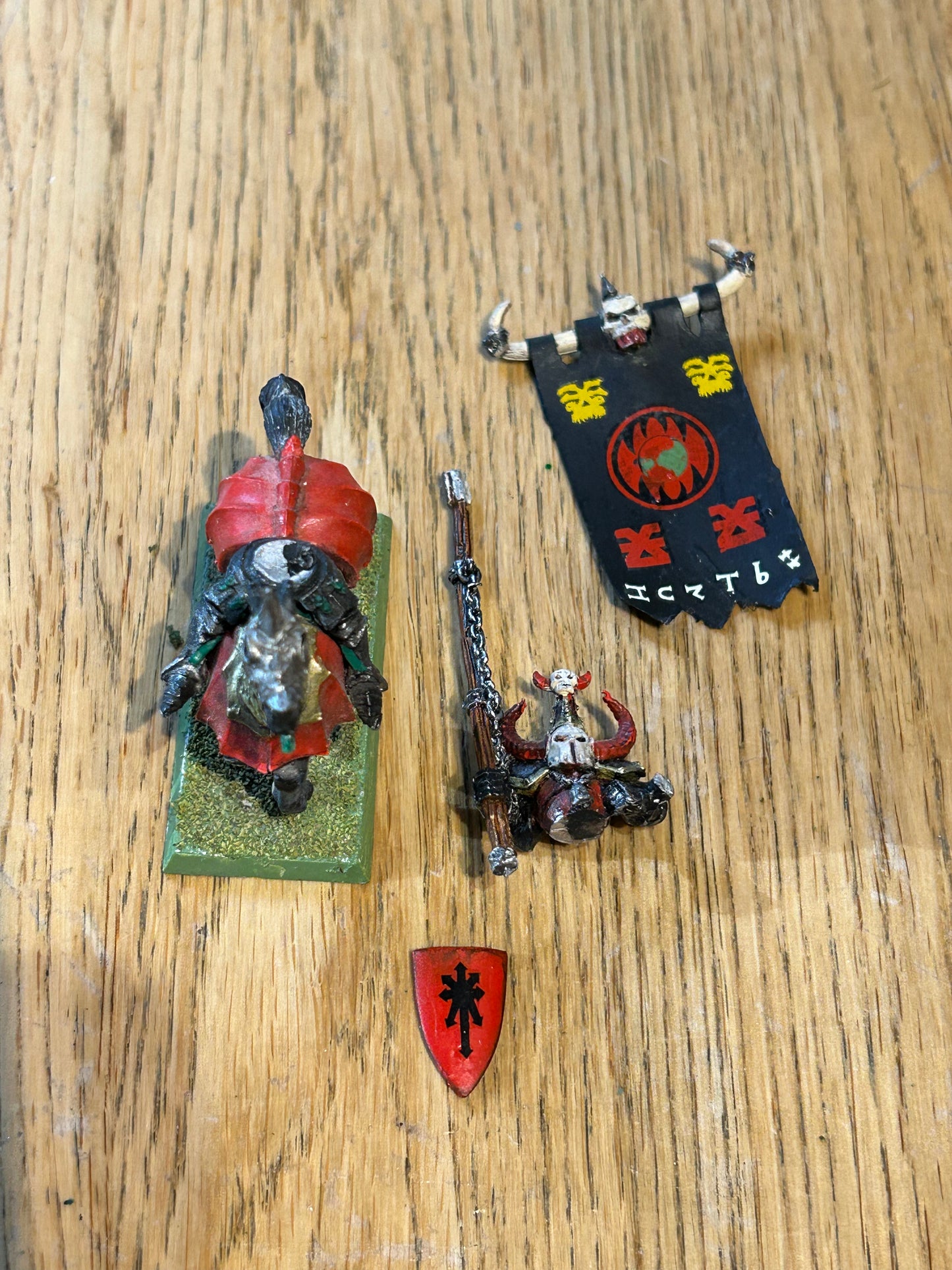 Warhammer Fantasy - Chaos Knight standard bearer - warriors of chaos