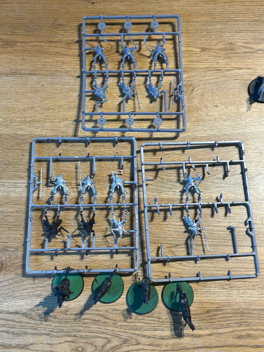 Riders of Rohan on Sprue MESBG (only 4 horses, 15 riders)