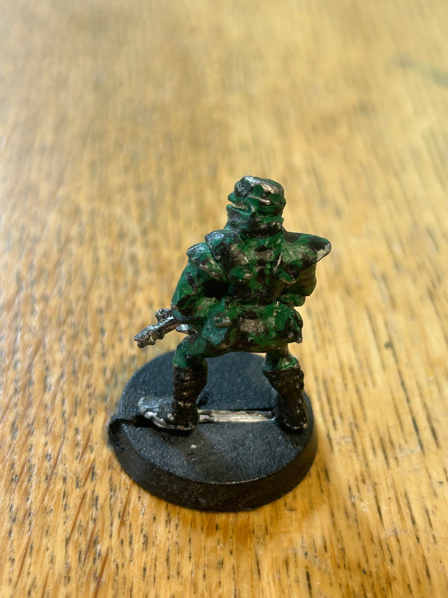POINT TROOPER HULME LASGUN - RT05 IMPERIAL ARMY GUARD METAL OOP ROGUE TRADER 40k