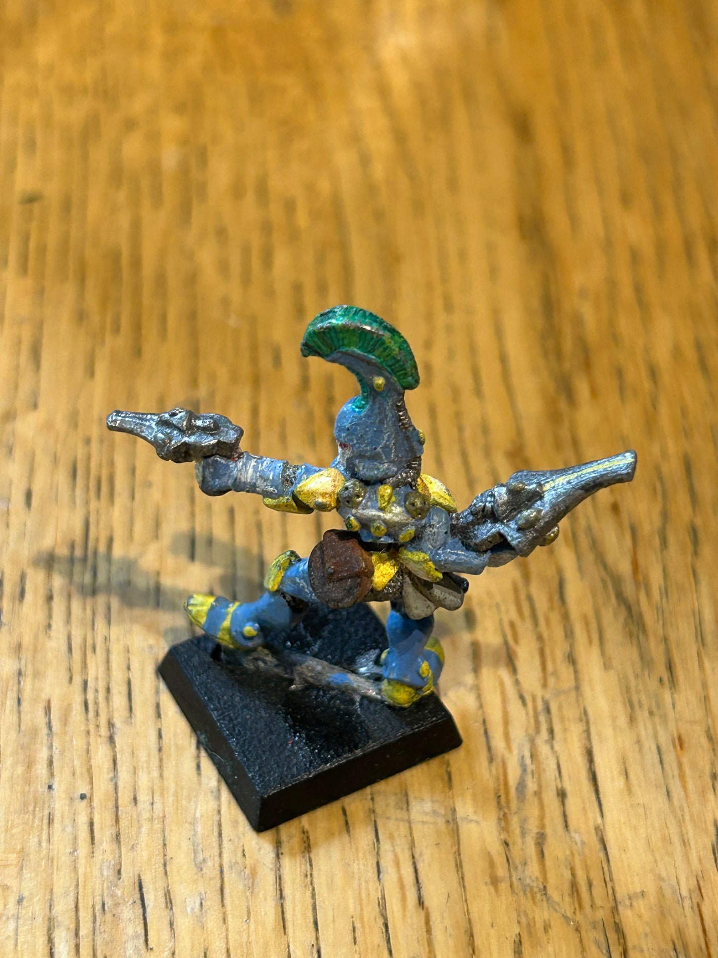 Eldar Guardian with Shuriken Catapult & Shuriken Pistol metal 90’s warhammer 40k