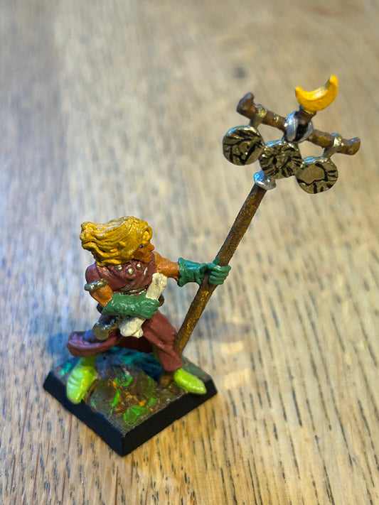 Citadel Warhammer Wood Elves moonstandard standard bearer Elf Command GW