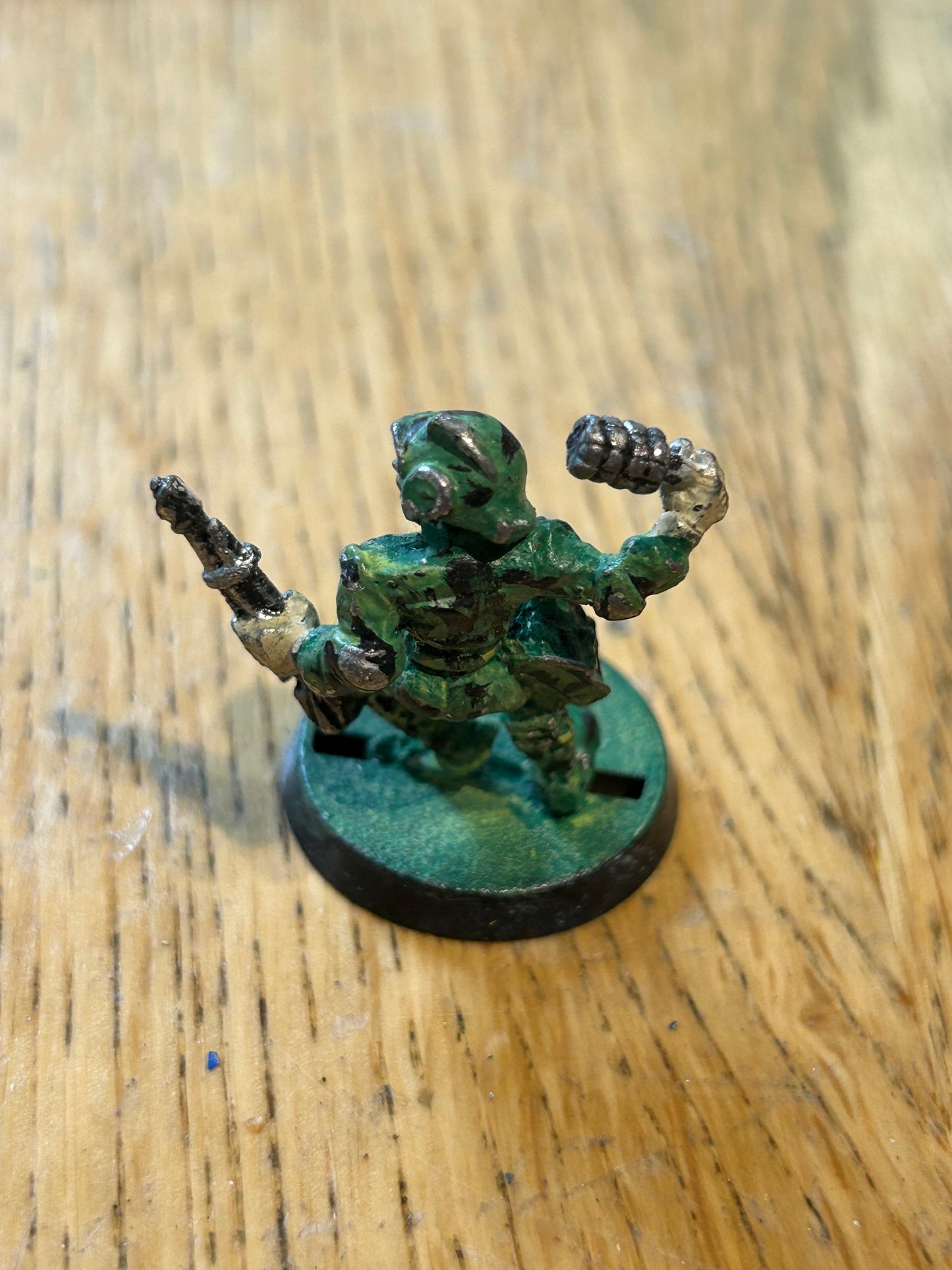 ASSAULT TROOPER MOSS LASGUN RT05 RT501 ROGUE TRADER ASTRA MILITARUM WARHAMMER