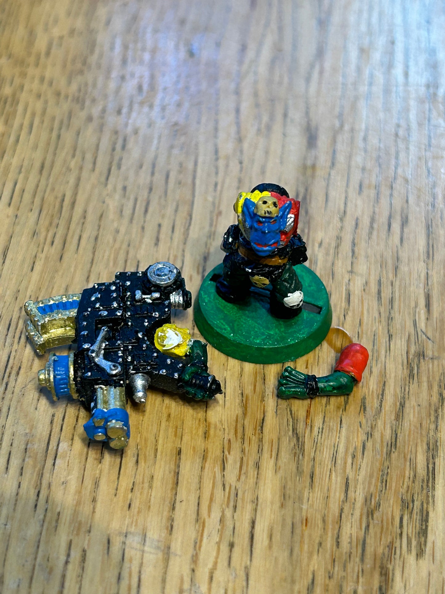 Warhammer 40k - Orks -  Classic Metal Ork, Deathskull Loota