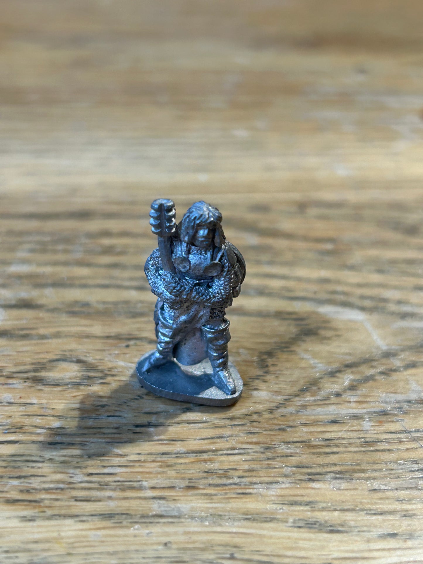 Chronicle miniatures CF15 v.1
Female Cleric