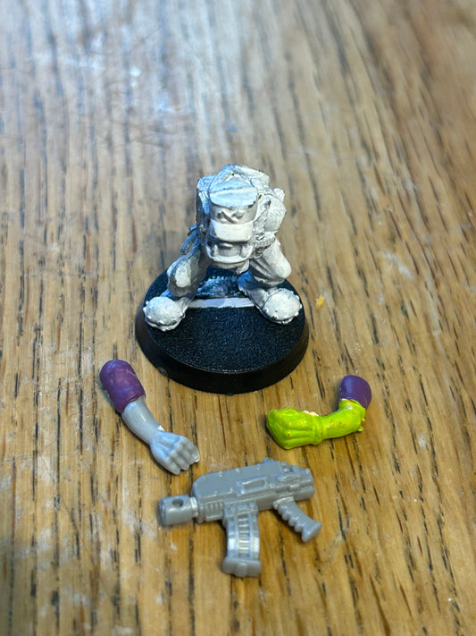 Warhammer 40k Ork Boy Boyz Blood Axe With Kepi  Metal 1988