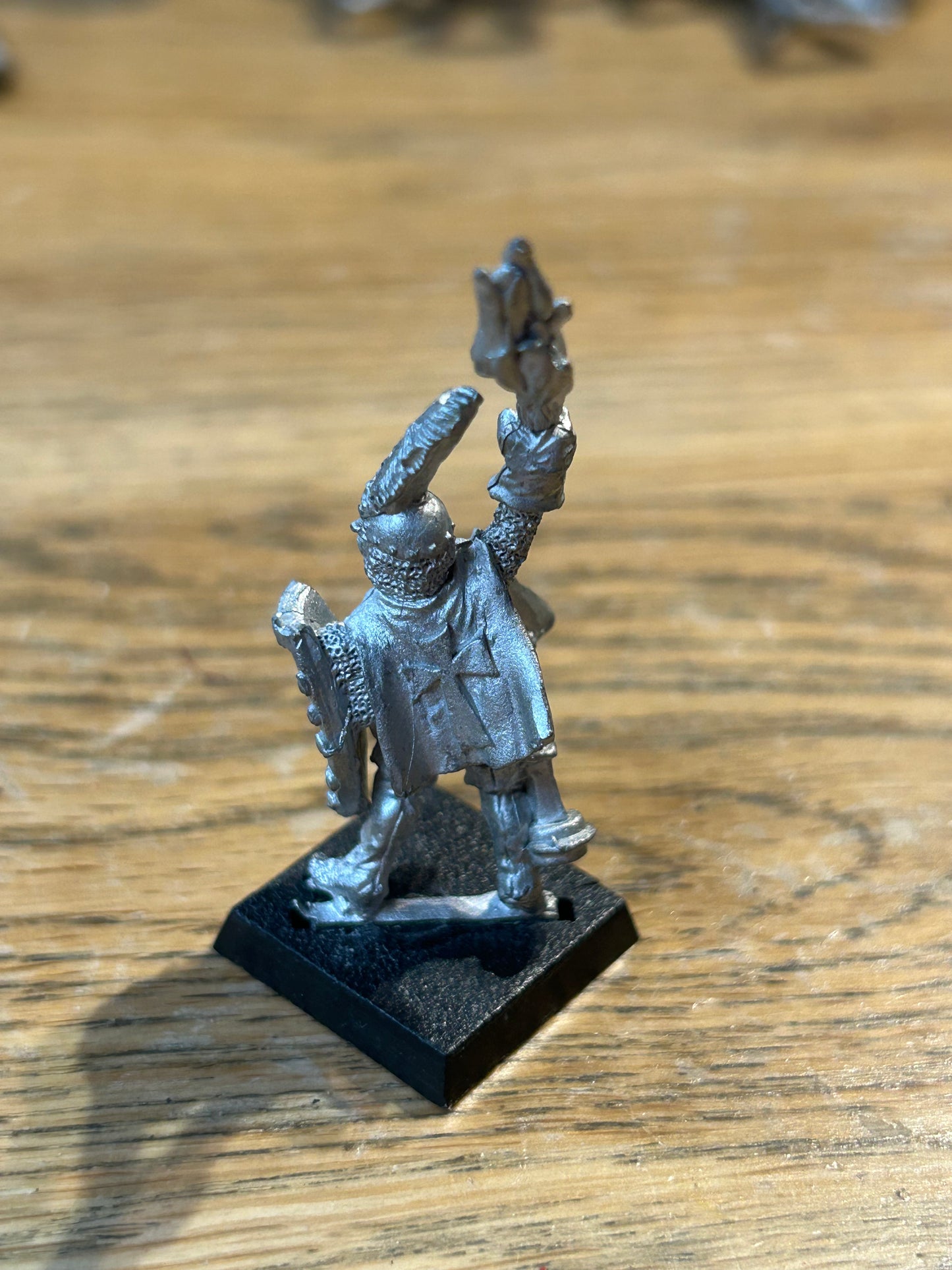 Warhammer fantasy Citadel C03 Golden Cross Cleric empire