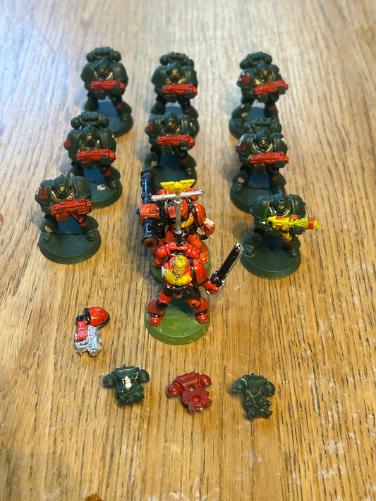 Warhammer 40k space marine plastic tactical squad (one non-original backpack and two backpacks have their tabs broken)