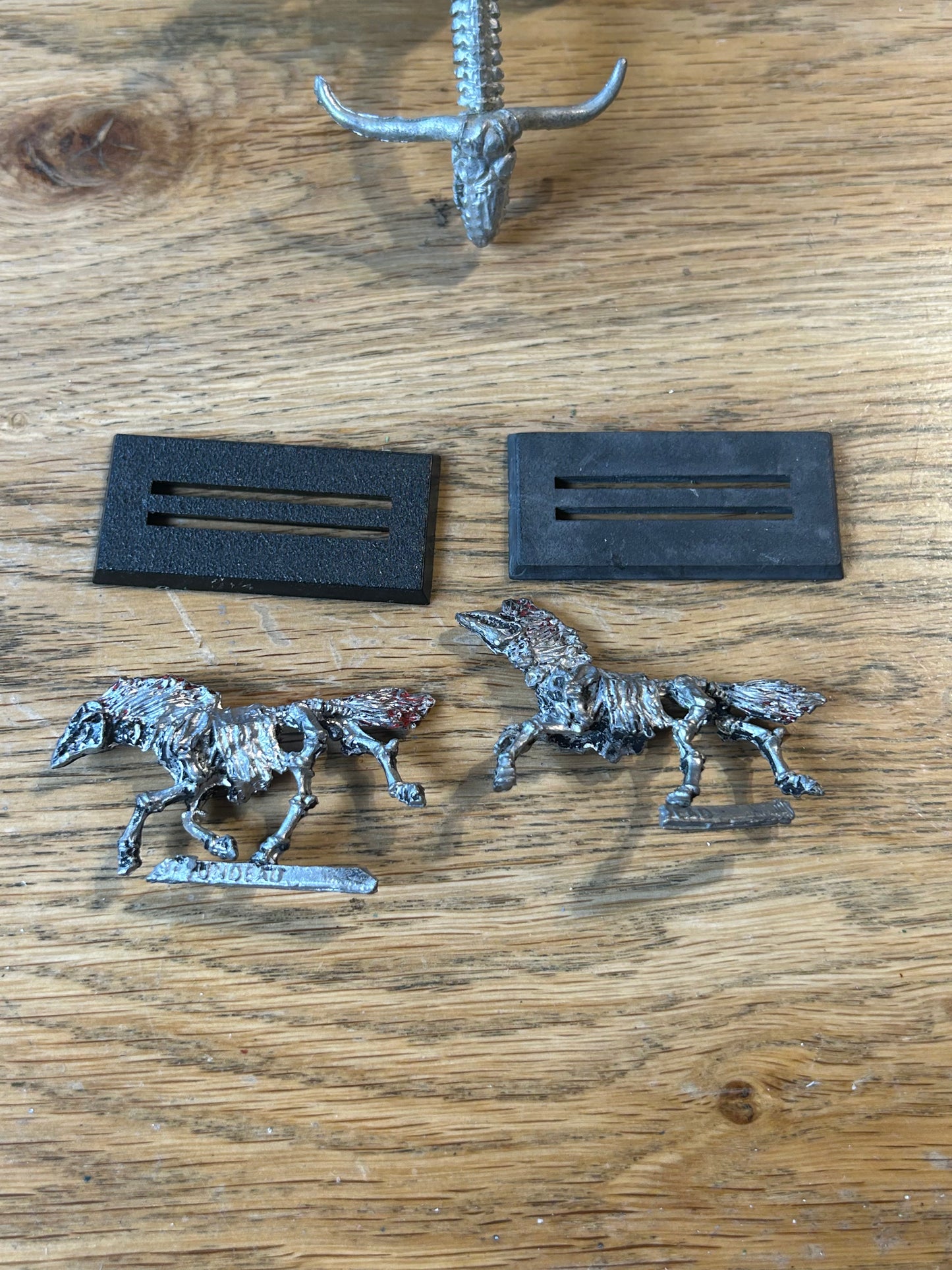 Citadel Skeleton Undead War Machines Chariot Complete Metal (one crewman is missing a tab and the two horses have been stripped)