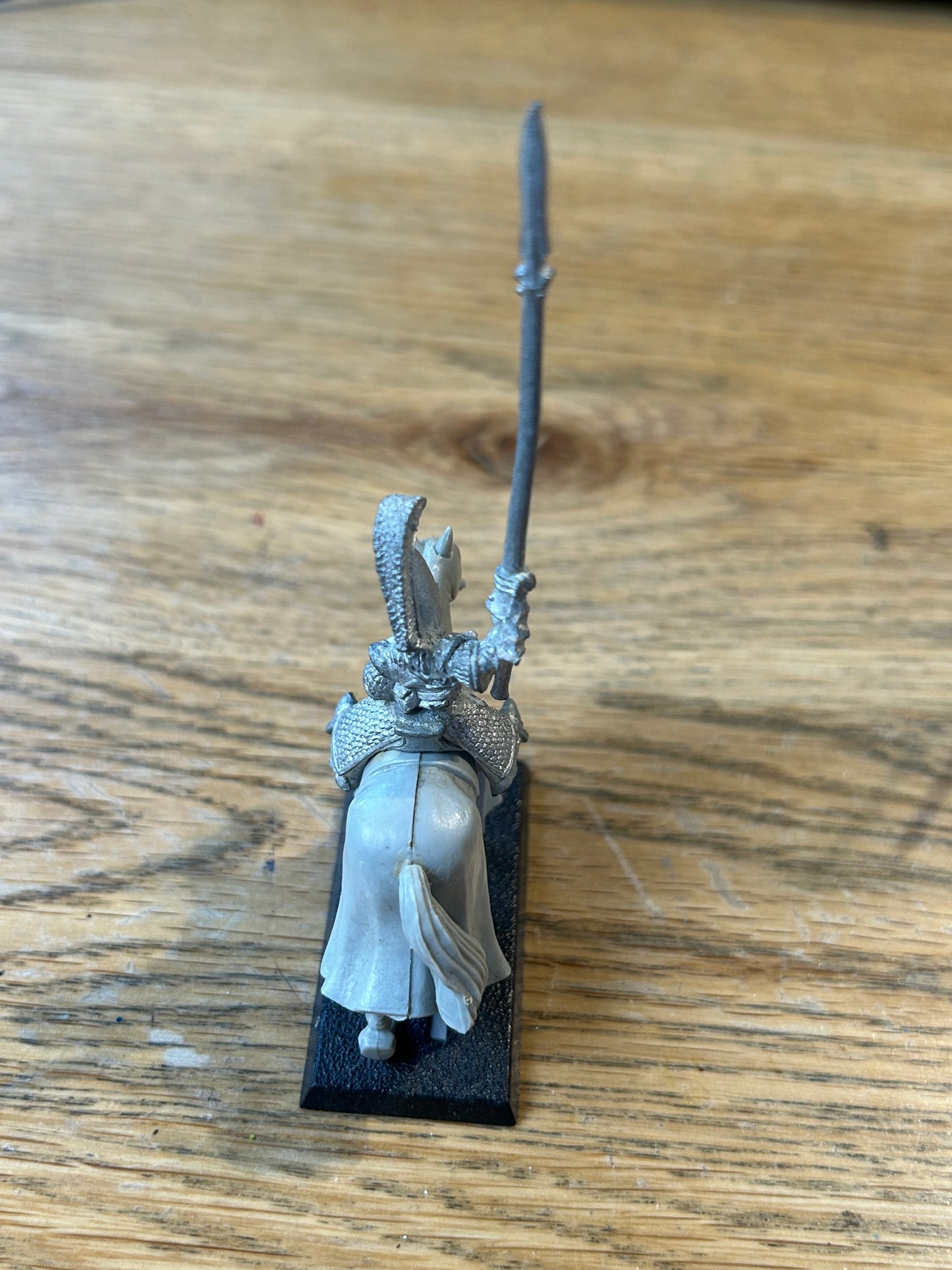 Warhammer Fantasy Old World High Elf silver helm on horse