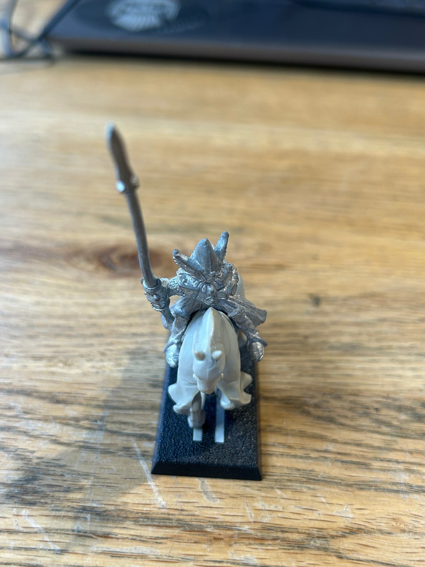 Warhammer Fantasy Old World High Elf silver helm on horse