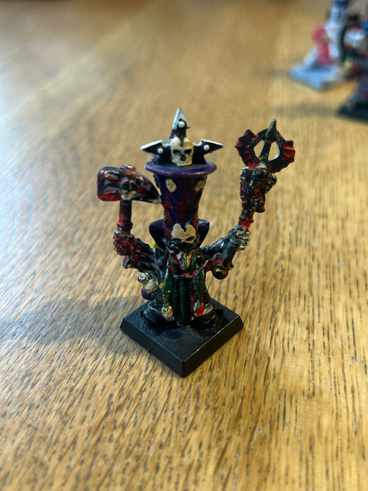 Warhammer Chaos Dwarf Dwarves Sorcerer Hero Metal Figure 1992 Games Workshop  (no back banner)