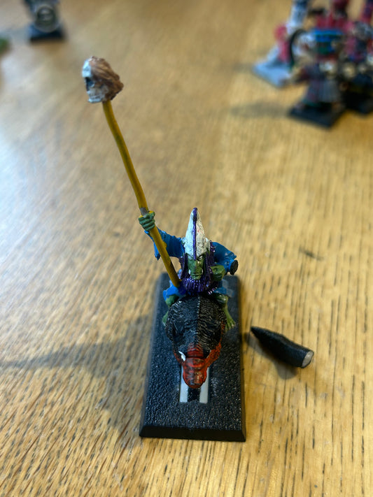 Warhammer Chaos Dwarf Dwarves hobgoblin wolf rider standard bearer (wolf needs tail reglued)