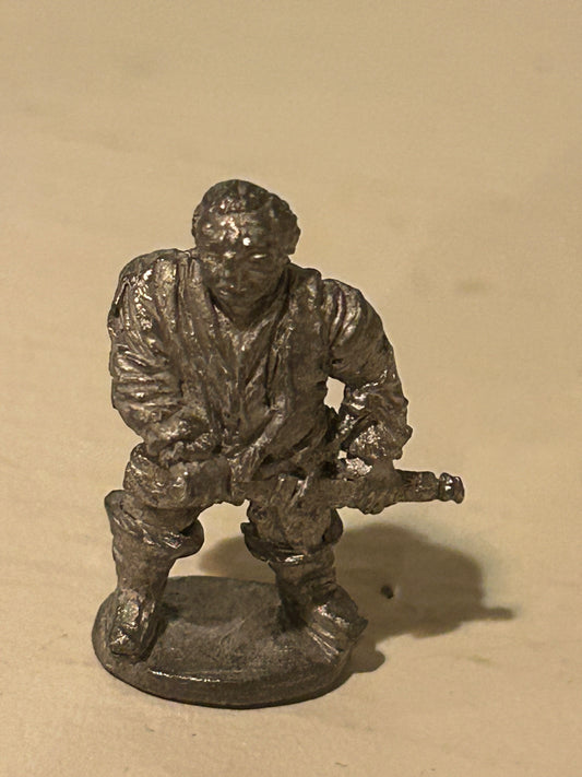 Chronicle miniatures CT4 (v1)
Ruffian with Sword