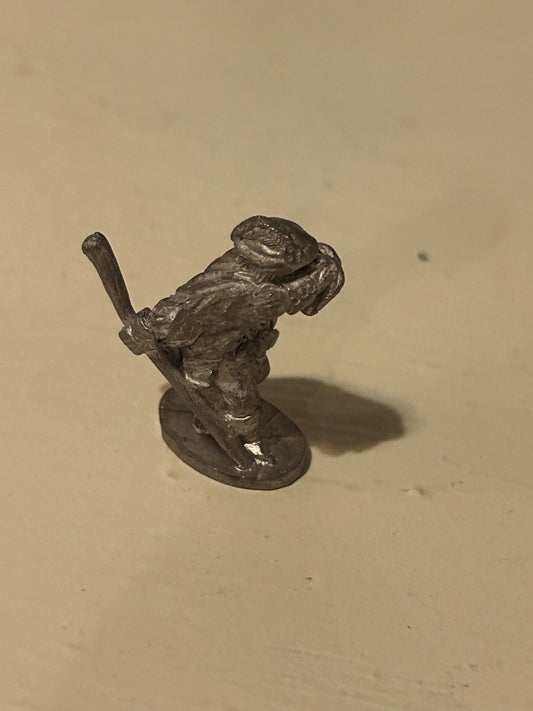 Chronicle Miniatures Adventurers CF4 Illusionist w/ Wand Pre-Slotta