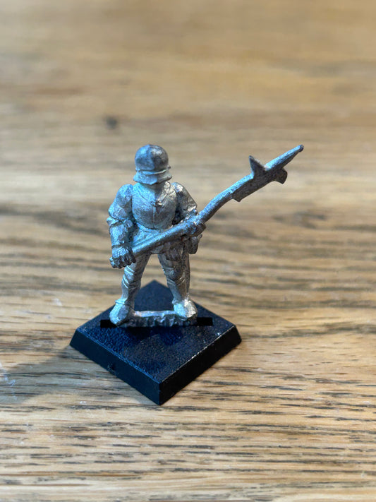 Games Workshop C26 MEN AT ARMS Metal Billman Halberd  Warhammer Citadel