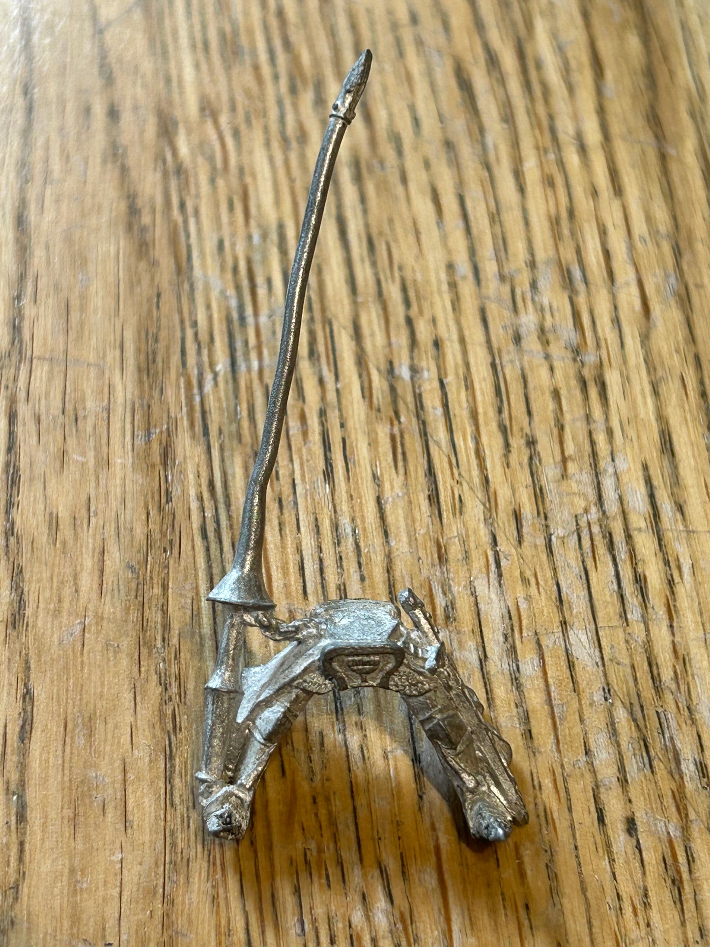 Warhammer Fantasy Battle Bretonnian grail Knight standard Legs and lance Spare Part Metal (lance has a little bending)