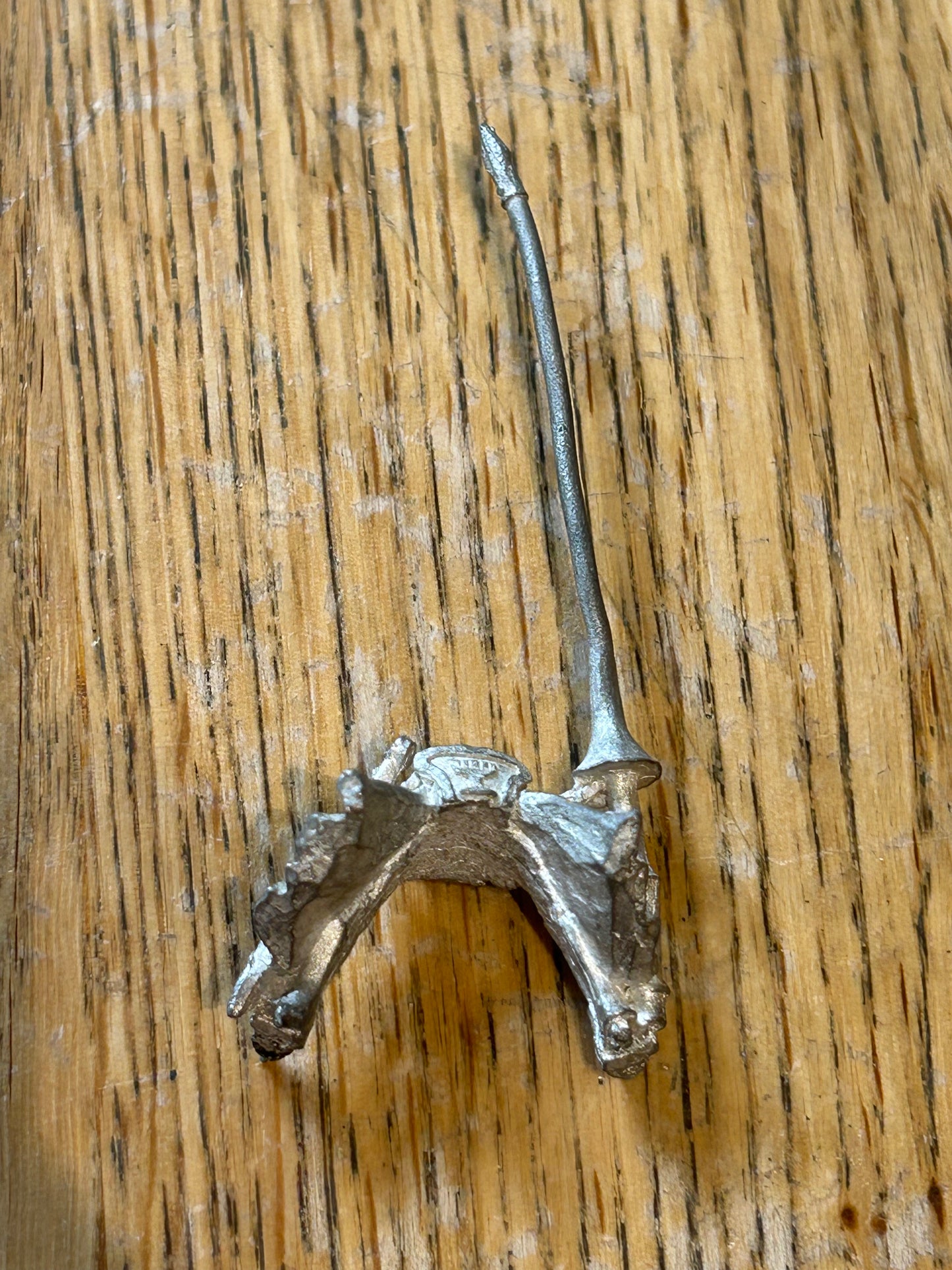 Warhammer Fantasy Battle Bretonnian grail Knight standard Legs and lance Spare Part Metal (lance has a little bending)