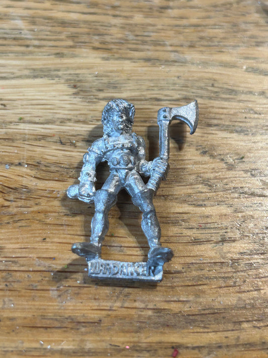 Warhammer Fantasy old world wood elf  wardancer with axe Aengus