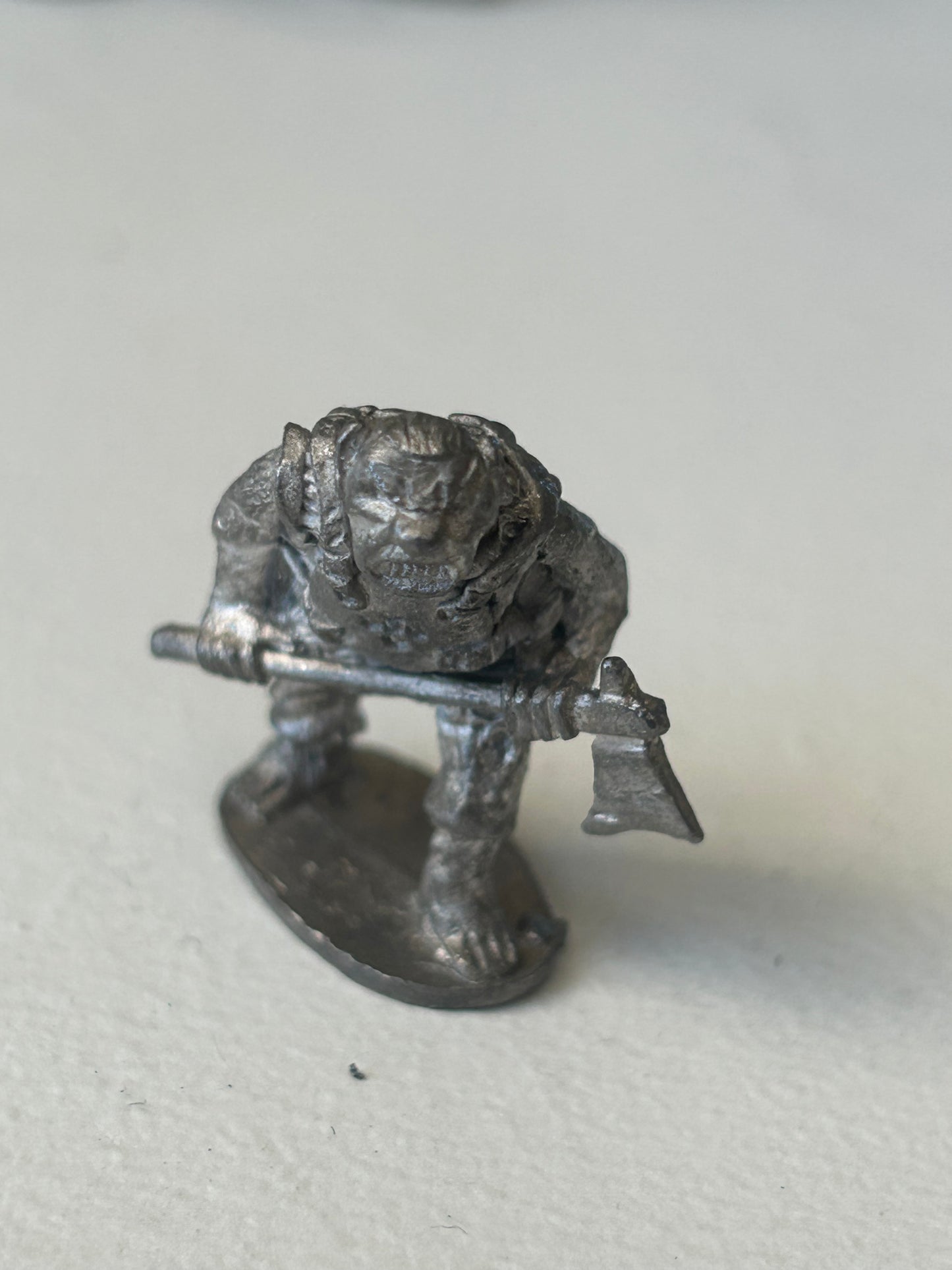 Chronicle miniatures CM3A (v4)
Bugbear w. 2-handed Weapon - Axe