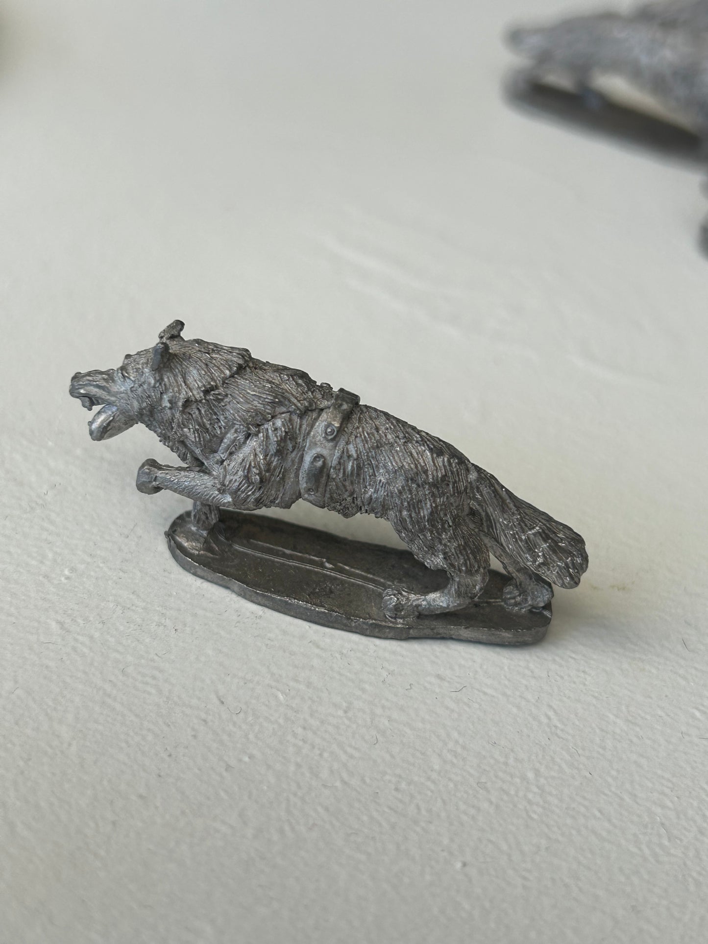 Chronicle miniatures CM23A
Giant Wolf Leaping (4 available)