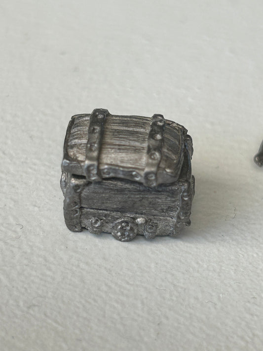 Chronicle Miniature - CB2 Treasure Chest  1982