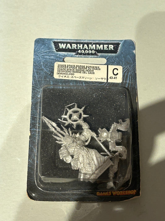 Warhammer 40k Chaos Space Marine Sorcerer Blister Sealed