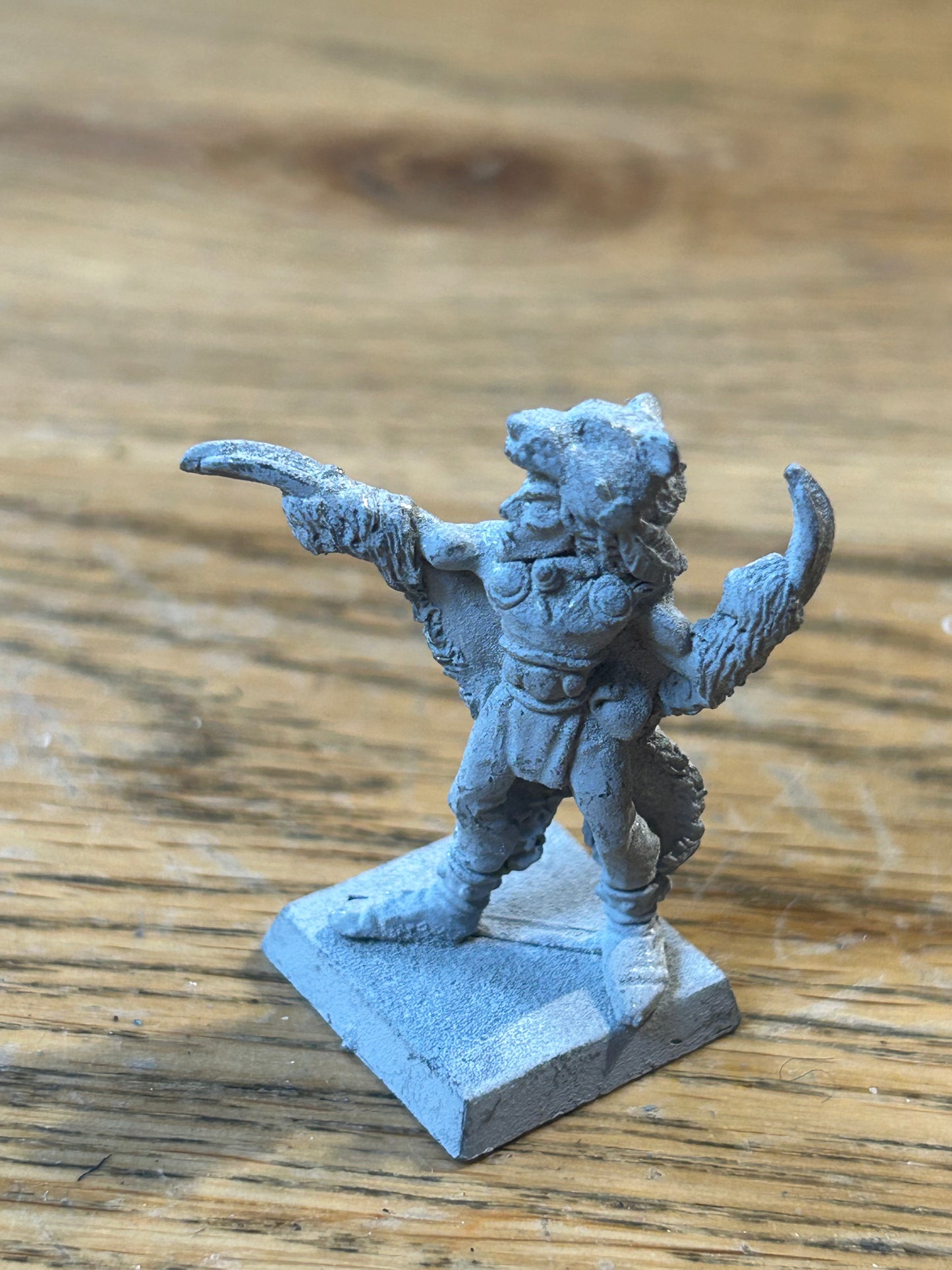 Citadel Miniatures Elven Animal Keeper (ELF5) - Ursus Bear Keeper