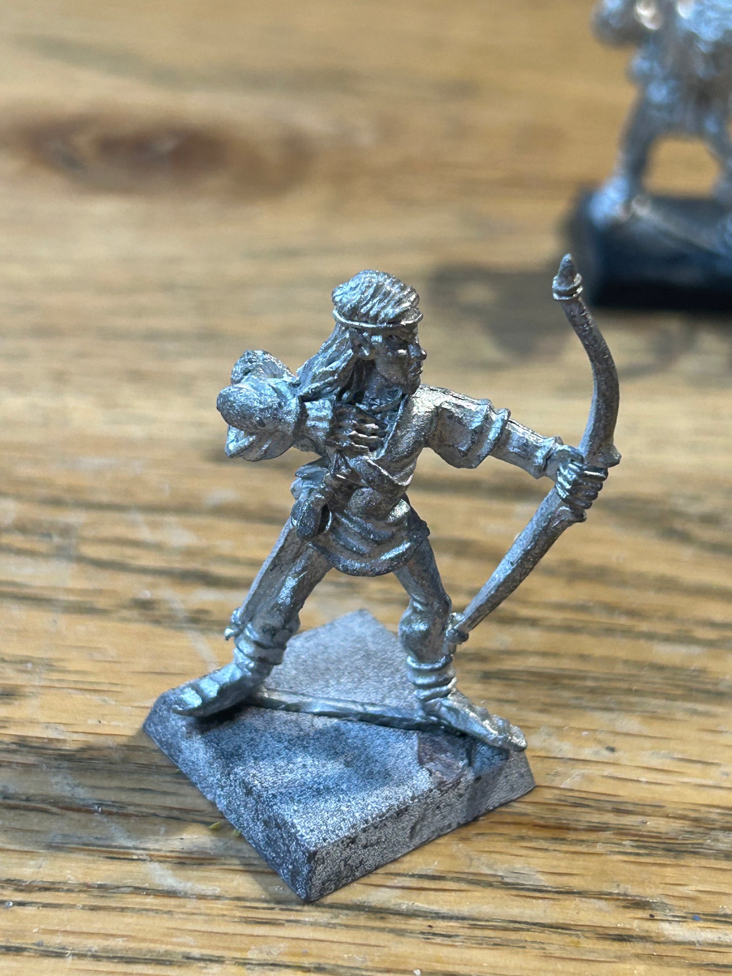 Warhammer Fantasy old world wood elf scout with bow