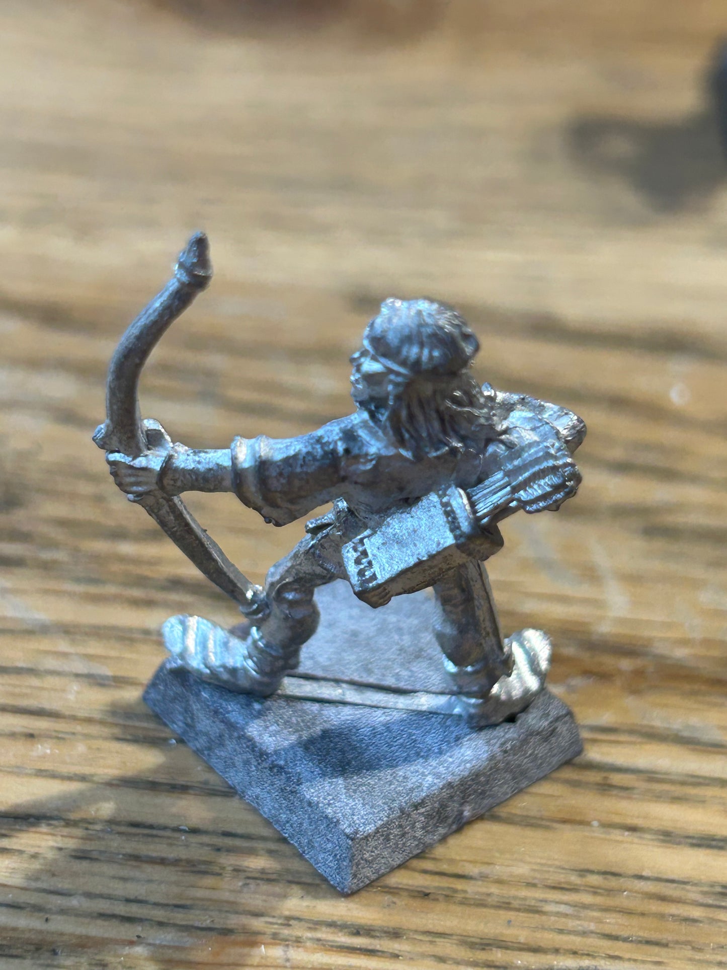 Warhammer Fantasy old world wood elf scout with bow