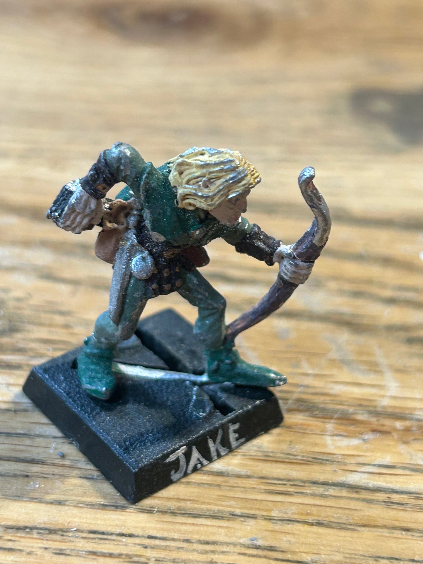 Warhammer Fantasy old world wood elf scout with bow
