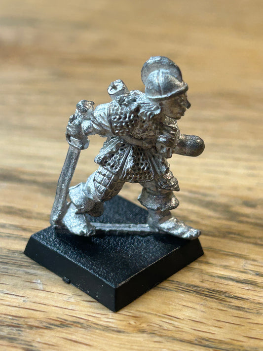 Games Workshop Citadel C08 High Elves Elf farseeker Warhammer fantasy