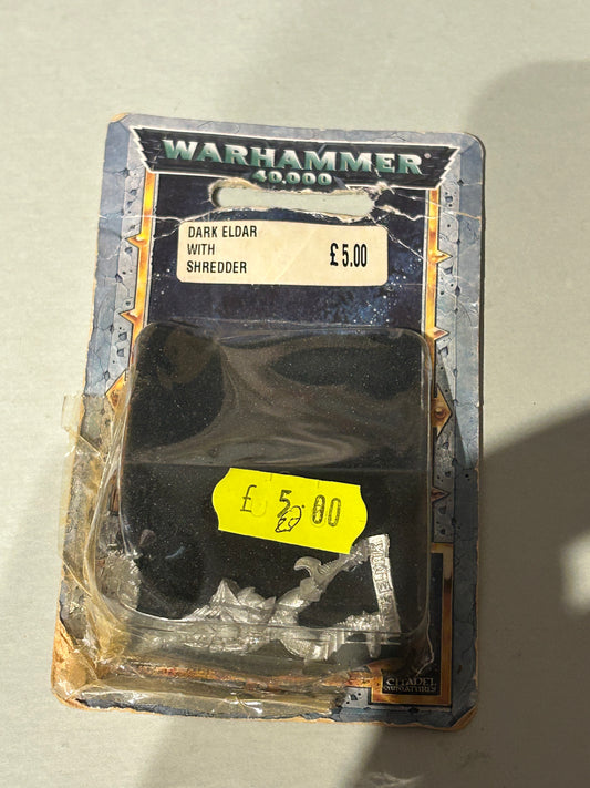 Warhammer 40k Dark Eldar with shredded in partially opened and damaged blister