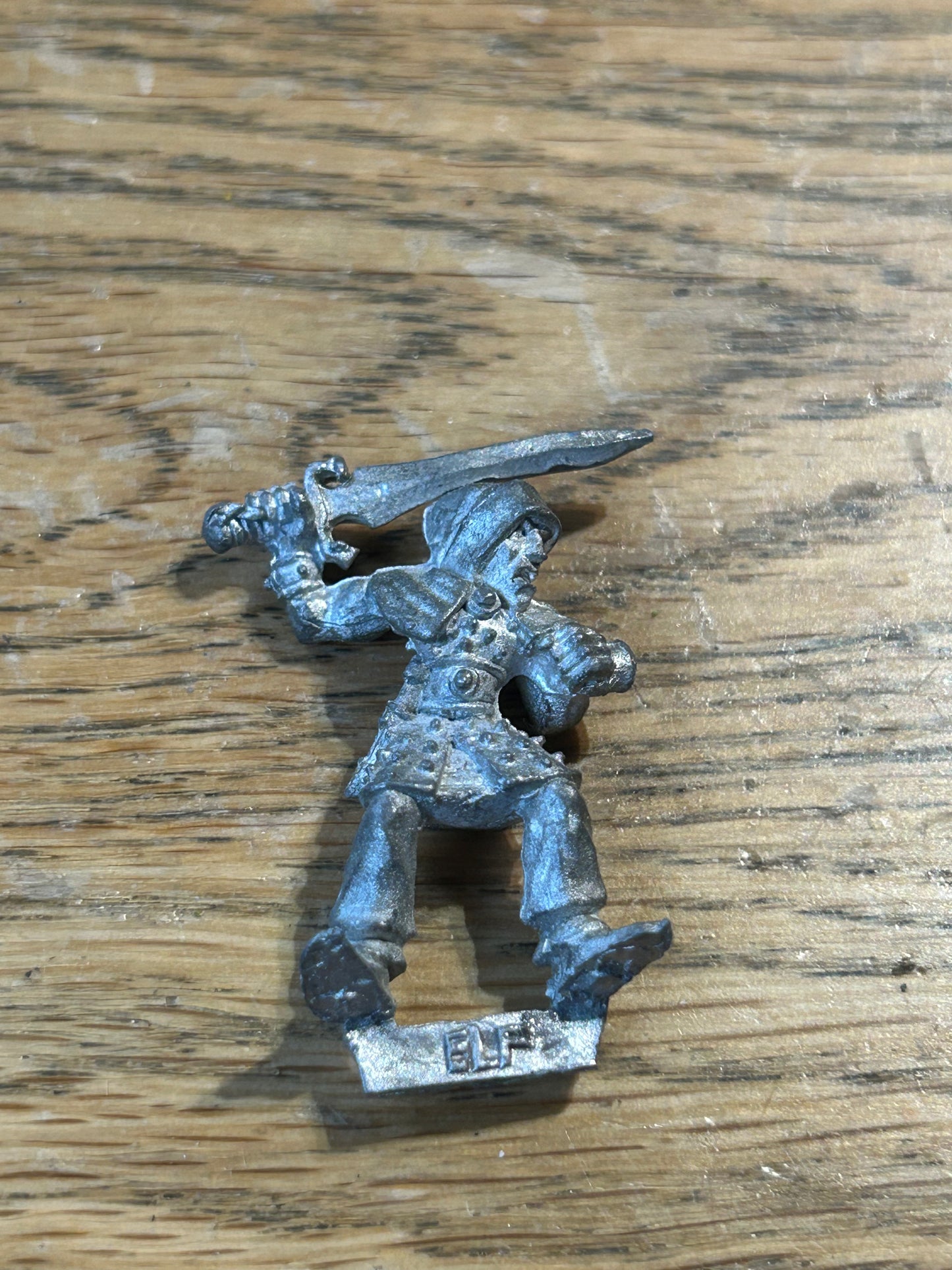 Warhammer Fantasy old world wood elf ELF1 warrior (20) Gwyddion with sword