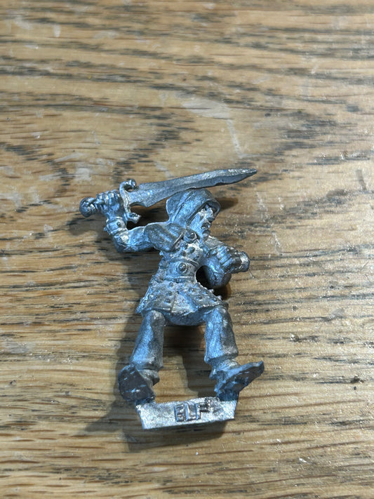 Warhammer Fantasy old world wood elf ELF1 warrior (20) Gwyddion with sword