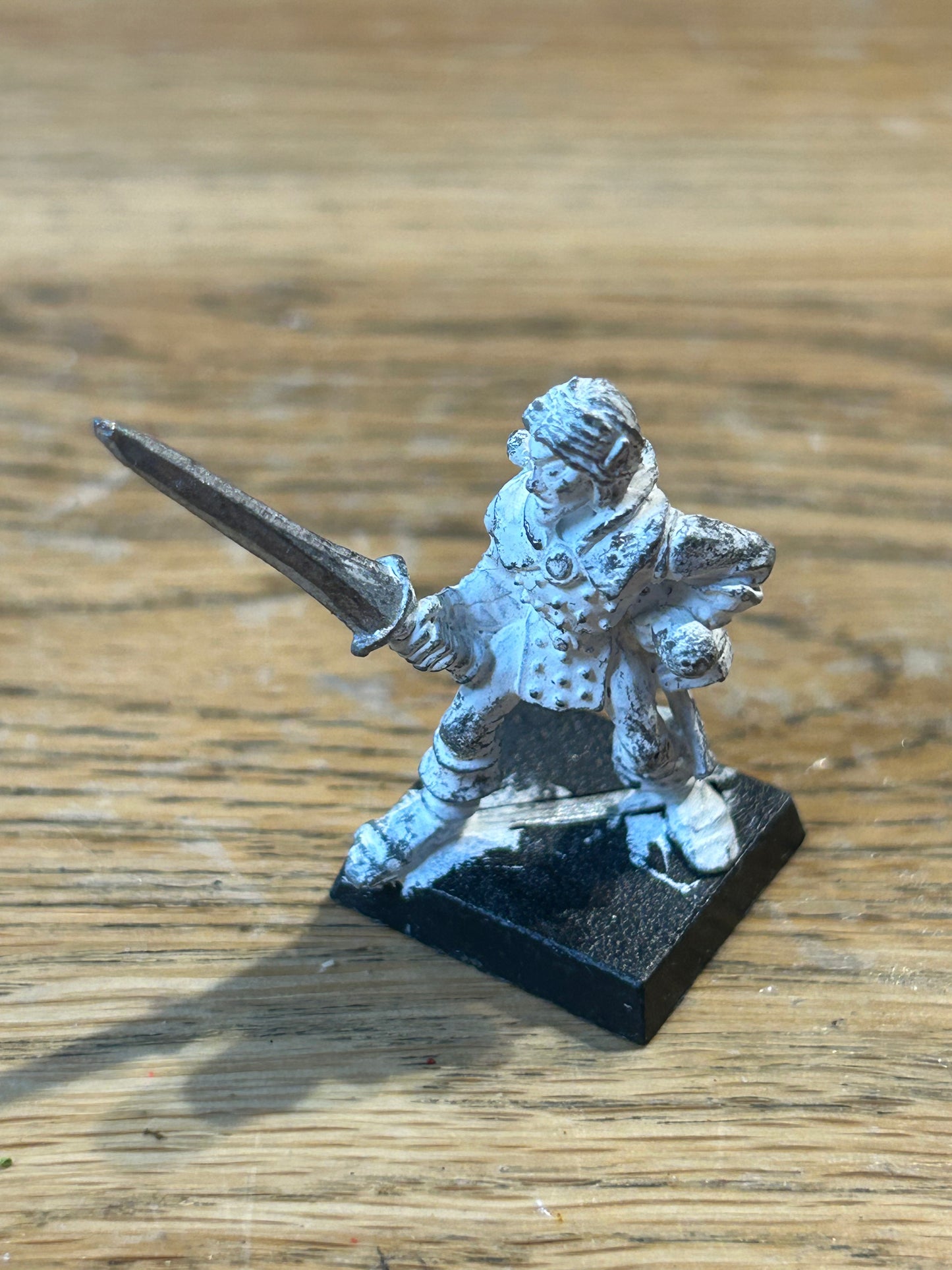 ME31 Silvan Wood Elf with sword Middle Earth Citadel Metal