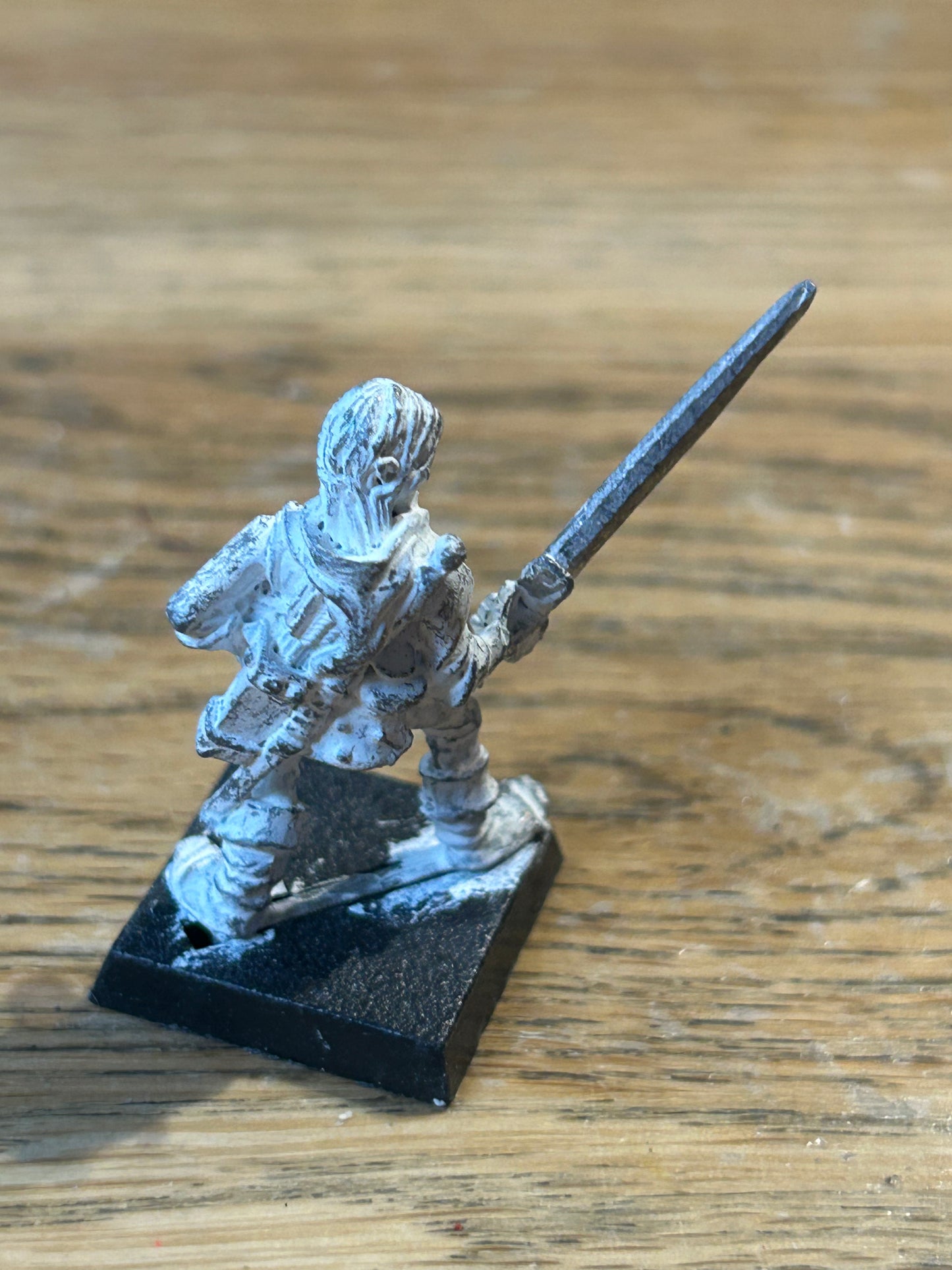 ME31 Silvan Wood Elf with sword Middle Earth Citadel Metal