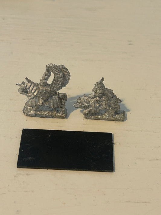 Warmaster 10mm - Kislev - Kislev Lord on bear and Lord on horse - Metal OOP (