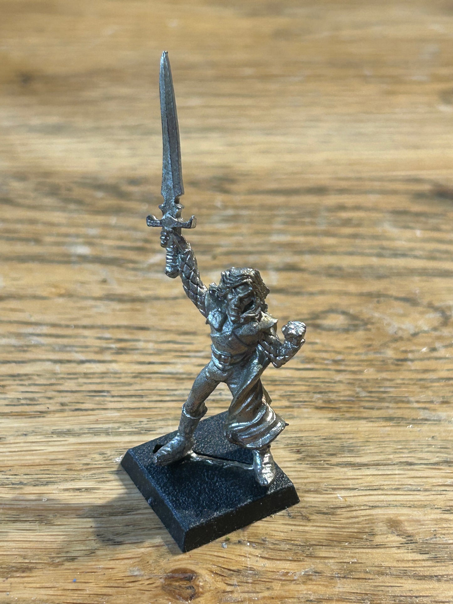 Elric the White Wolf EC05 Eternal Champion Personalities Metal Citadel Oldhammer (some of the metal has a golden brown patina due to storage).