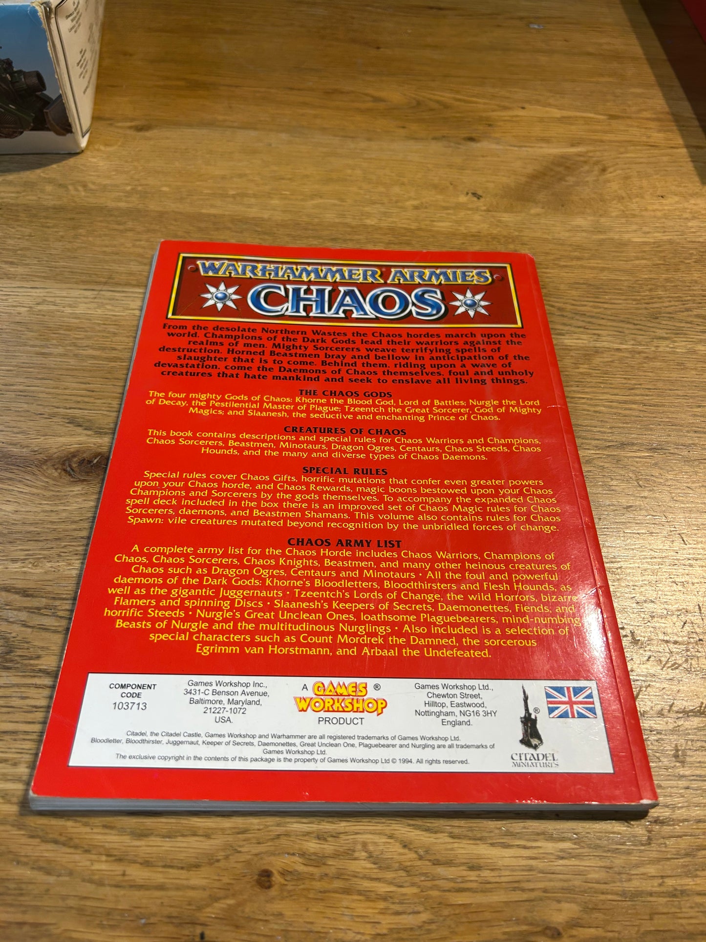 Warhammer Fantasy Chaos Army Book 4th edition 1994 (moderate wear)